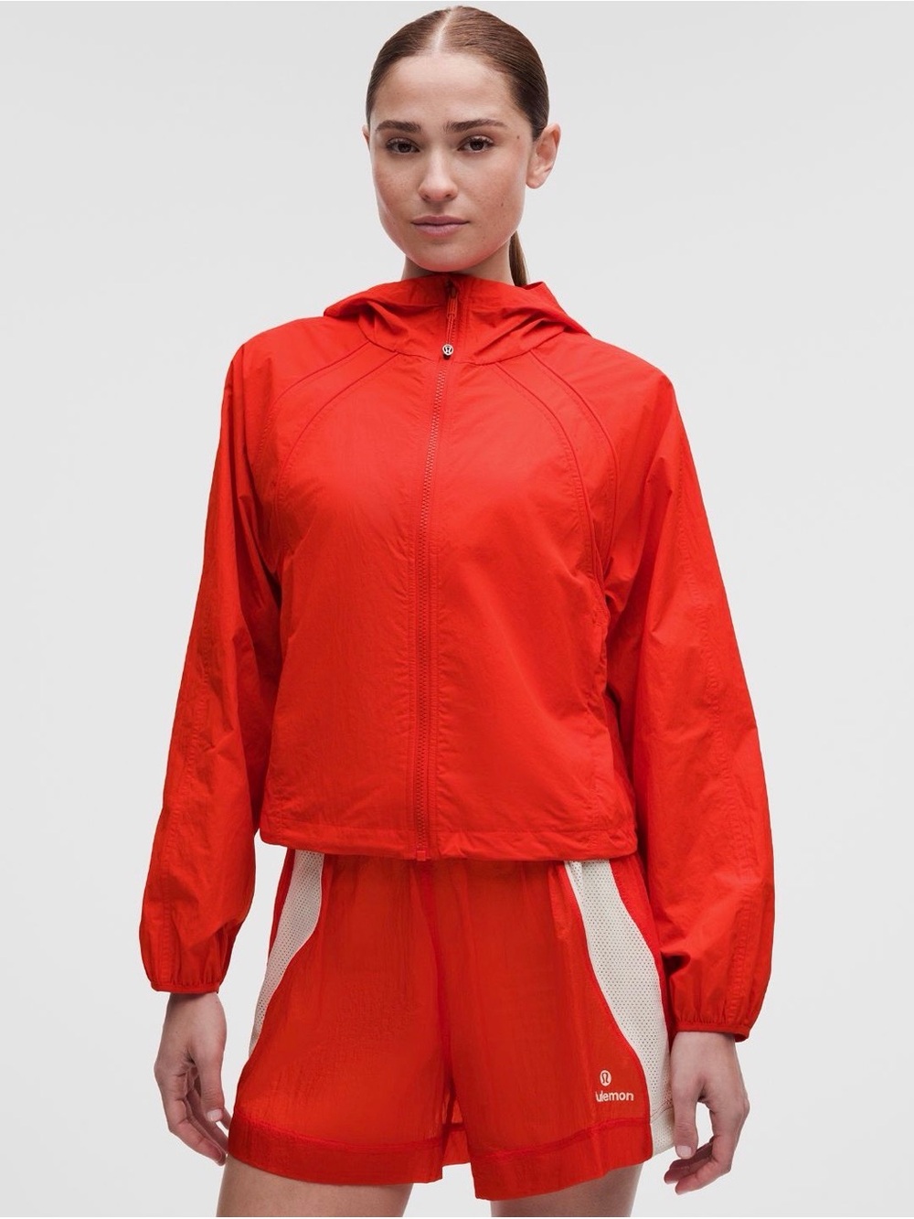Lululemon Scuba Windbreaker in Cherry Ember NWT Sz Medium
